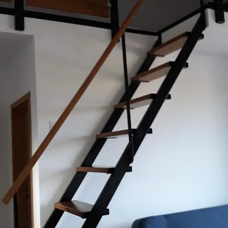 Lesny Zakatek-domek Dab *